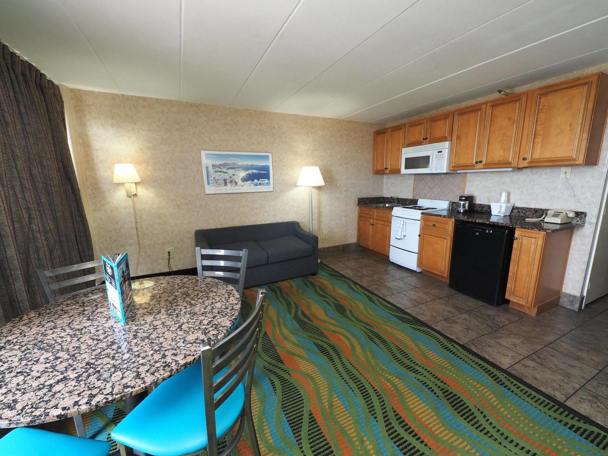 Marjac Suites Virginia Beach Oceanfront Buitenkant foto